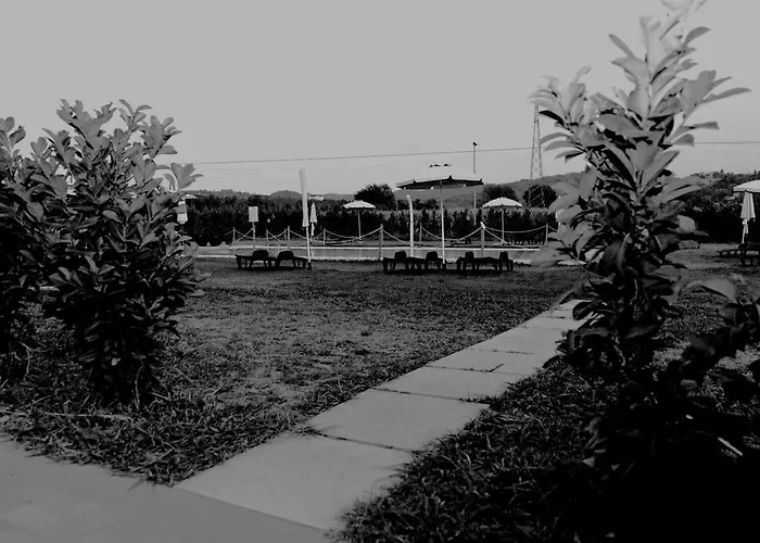 Cascina Vecchia בית הארחה Calamandrana