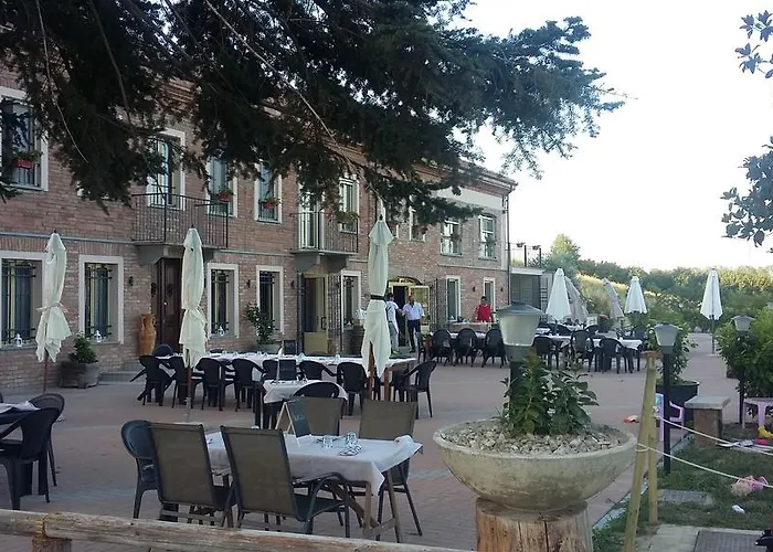 Cascina Vecchia בית הארחה