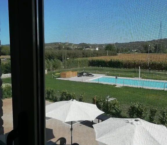 Cascina Vecchia בית הארחה