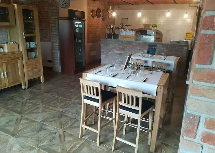 Cascina Vecchia 3*